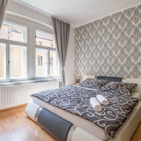 Chest Design Apartments Prague Luaran gambar